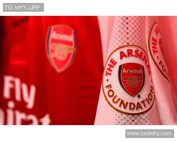 新曼联归来！终场前逆袭水晶宫，不败领跑英超积分榜